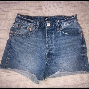 GAP denim shorts - perfect for summer!